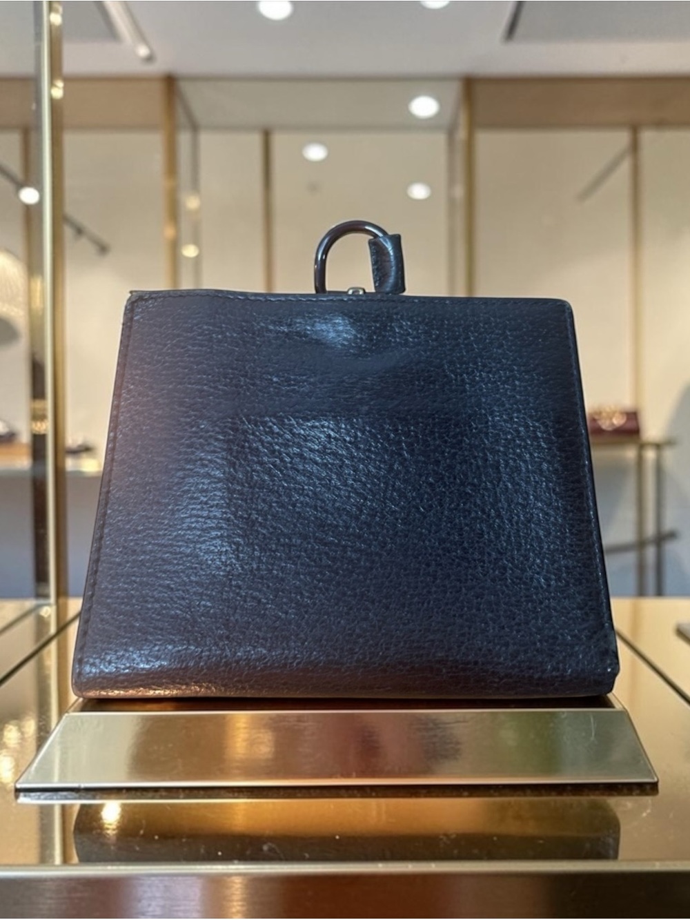 Vintage Gucci Black Grained Leather Bifold Horsebit Clasp Wallet - Picture 4 of 12